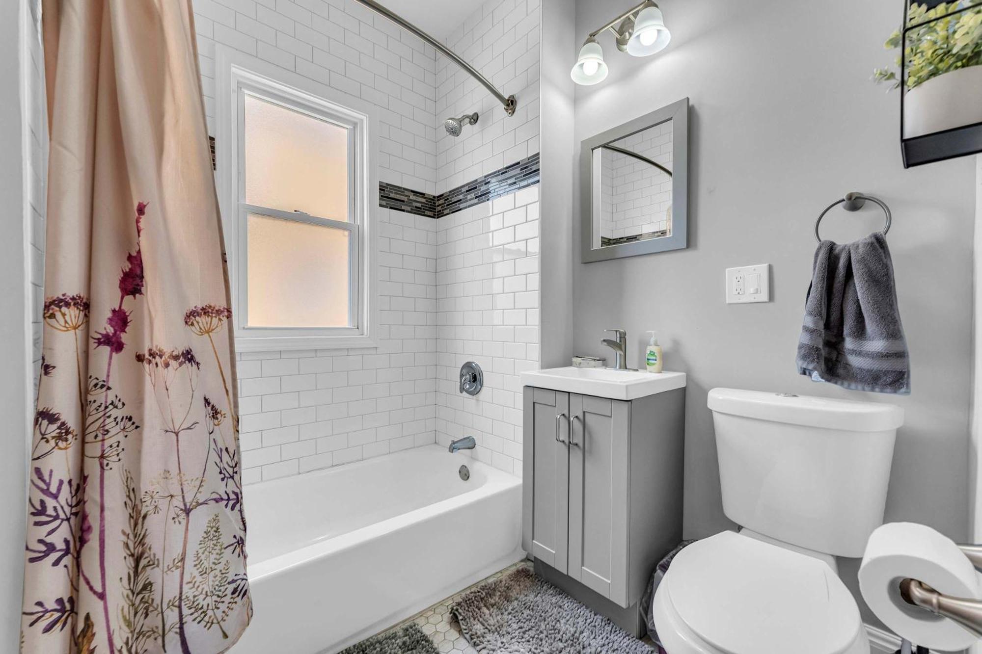 Beautifully Remodeled Duplex Apt In West Blvd Cleveland Exterior foto